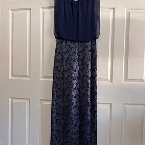 ABSOLUTELY GORGEOUS
Aidan Mattox Deep Blue Dress